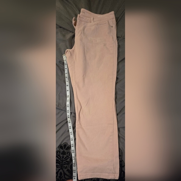 Michael Kors Pink Jeans - Picture 10 of 10